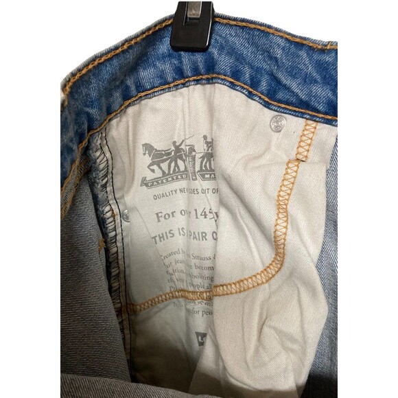 Men's Levi's 505 Regular Fit Jeans Stretch Blue Light Wash Size 38x32 NWT - Picture 7 of 8